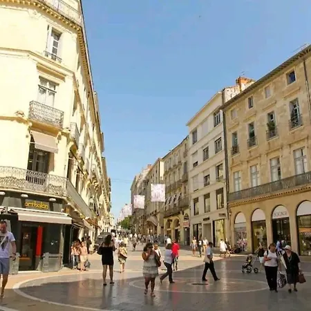 Апартаменты Azema : Cocon Tranquille Avec Terrasse Proche Du Centre *